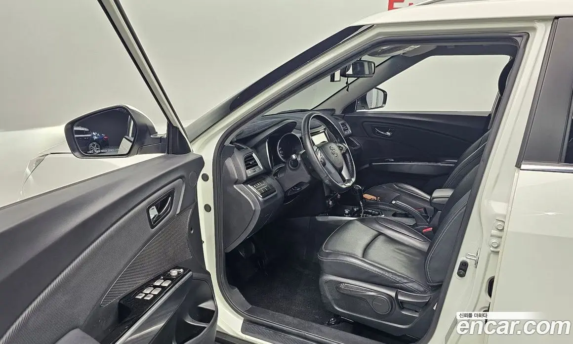 SsangYong TIBOLI 2017 1.6 автомат (гидро), фото 10