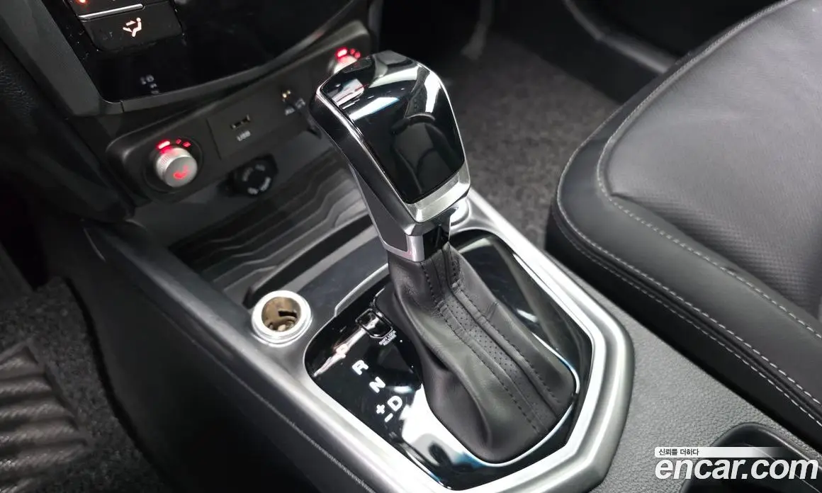 SsangYong TIBOLI 2018 1.6 автомат (гидро), фото 9