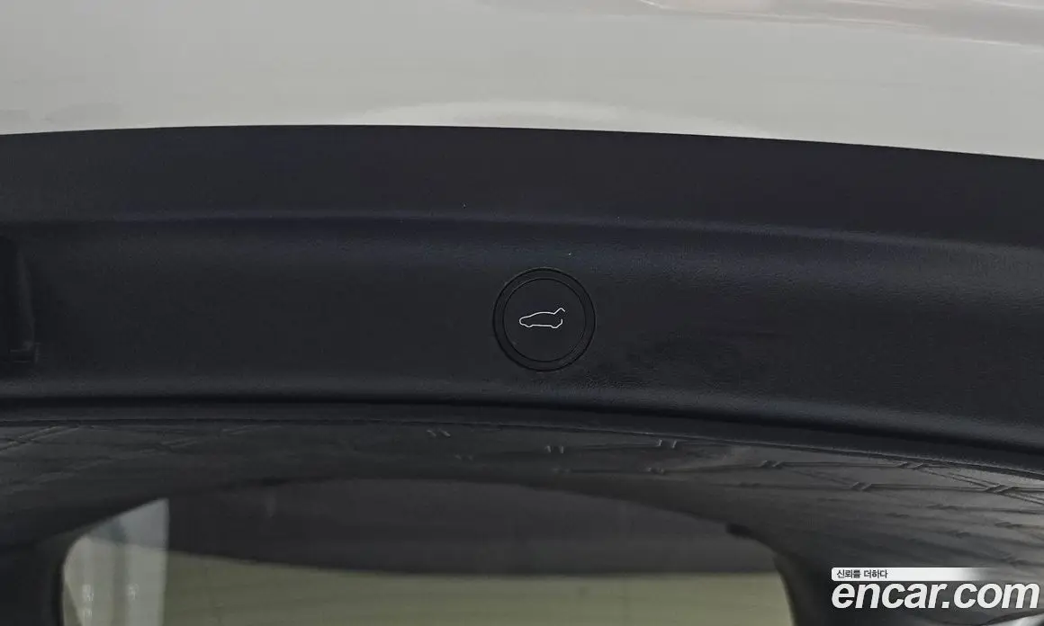 Tesla Model Y 2024 0.2 автомат (гидро), фото 26 Tesla Model Y 2024 0.2 автомат (гидро), фото 26