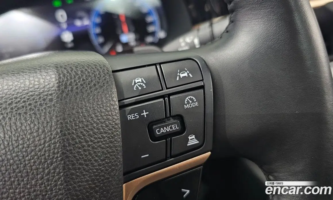 Toyota Crown 2023 2.4 автомат (гидро), фото 16 Toyota Crown 2023 2.4 автомат (гидро), фото 16