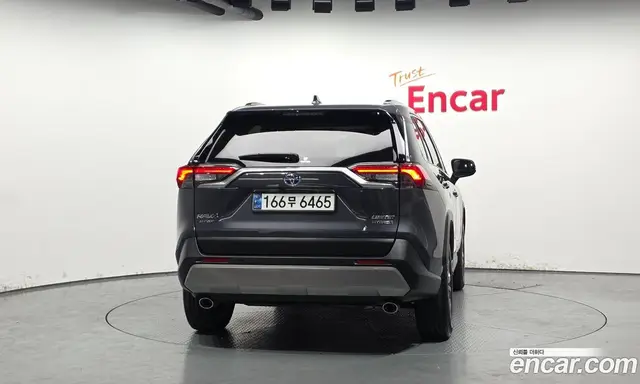 Toyota RAV4 2024 2.5 автомат (гидро), миниатюра 4 Toyota RAV4 2024 2.5 автомат (гидро), миниатюра 4