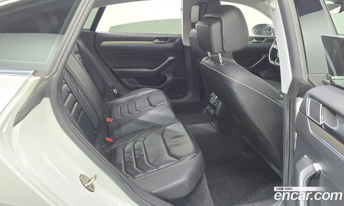 Volkswagen Arteon 2019 2.0 автомат (гидро), фото 20 Volkswagen Arteon 2019 2.0 автомат (гидро), фото 20