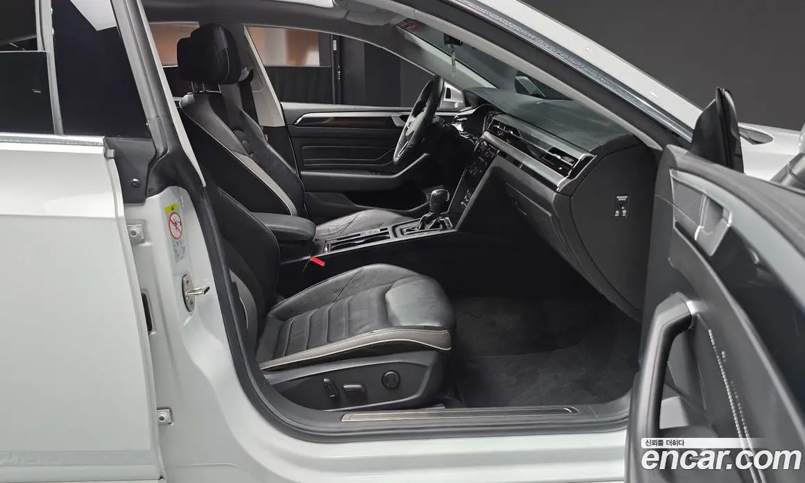 Volkswagen Arteon 2022 2.0 автомат (гидро), фото 17 Volkswagen Arteon 2022 2.0 автомат (гидро), фото 17