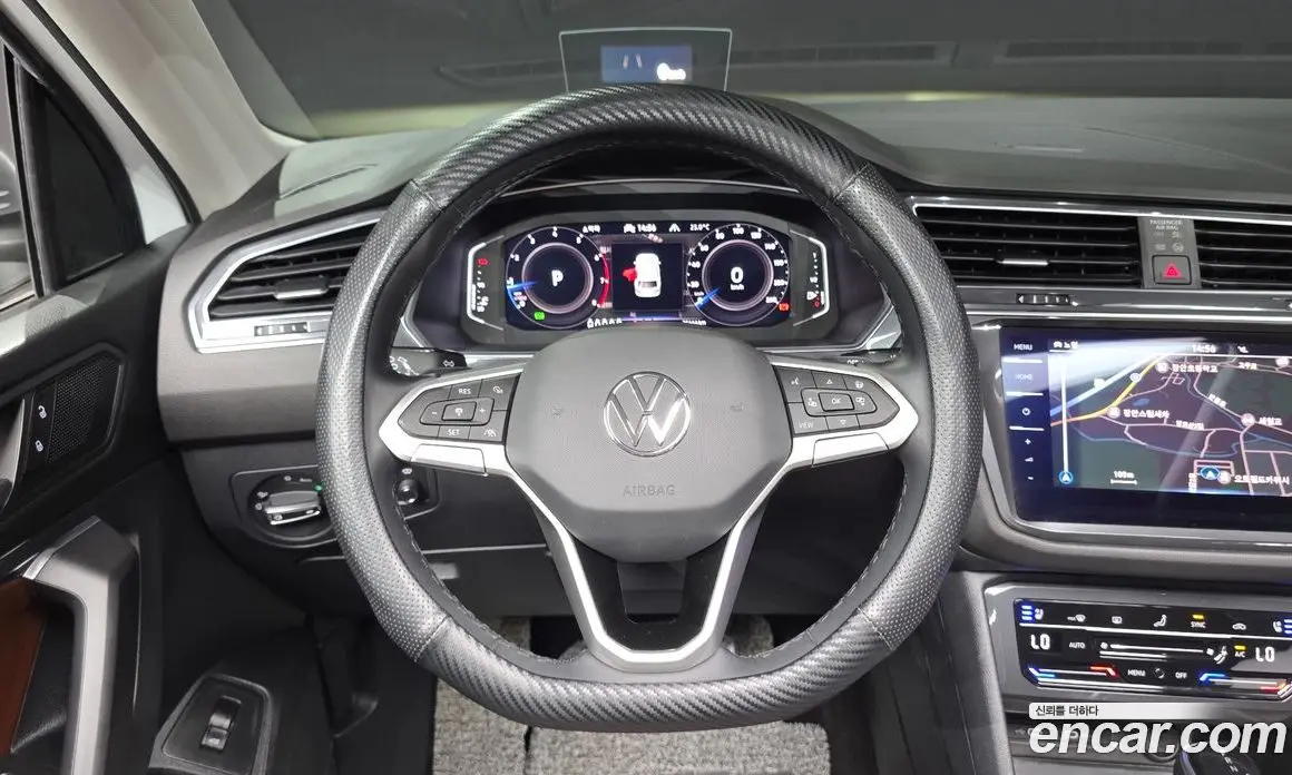 Volkswagen Tiguan 2023 2.0 автомат (гидро), фото 19 Volkswagen Tiguan 2023 2.0 автомат (гидро), фото 19