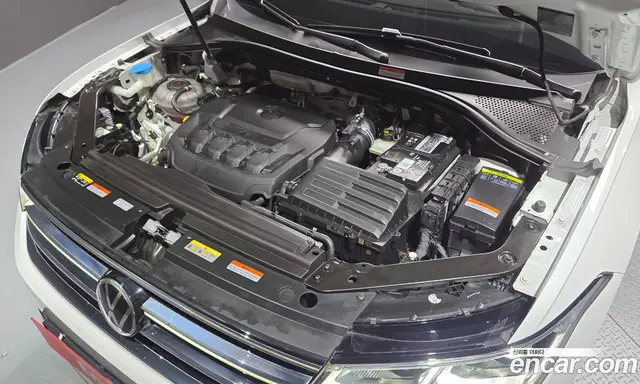 Volkswagen Tiguan 2023 2.0 автомат (гидро), миниатюра 6 Volkswagen Tiguan 2023 2.0 автомат (гидро), миниатюра 6