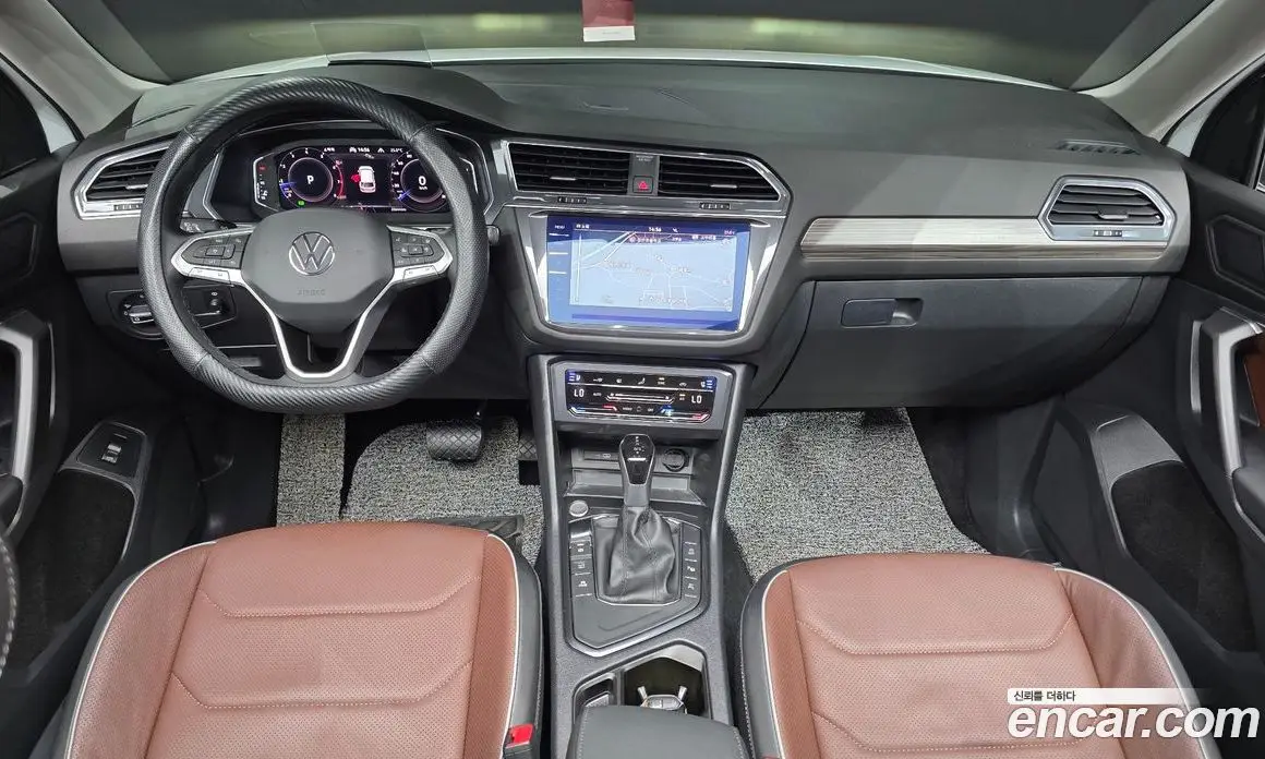Volkswagen Tiguan 2023 2.0 автомат (гидро), фото 10 Volkswagen Tiguan 2023 2.0 автомат (гидро), фото 10