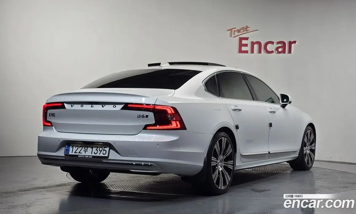 Volvo S90 2024 2.0 автомат (гидро), фото 2 Volvo S90 2024 2.0 автомат (гидро), фото 2