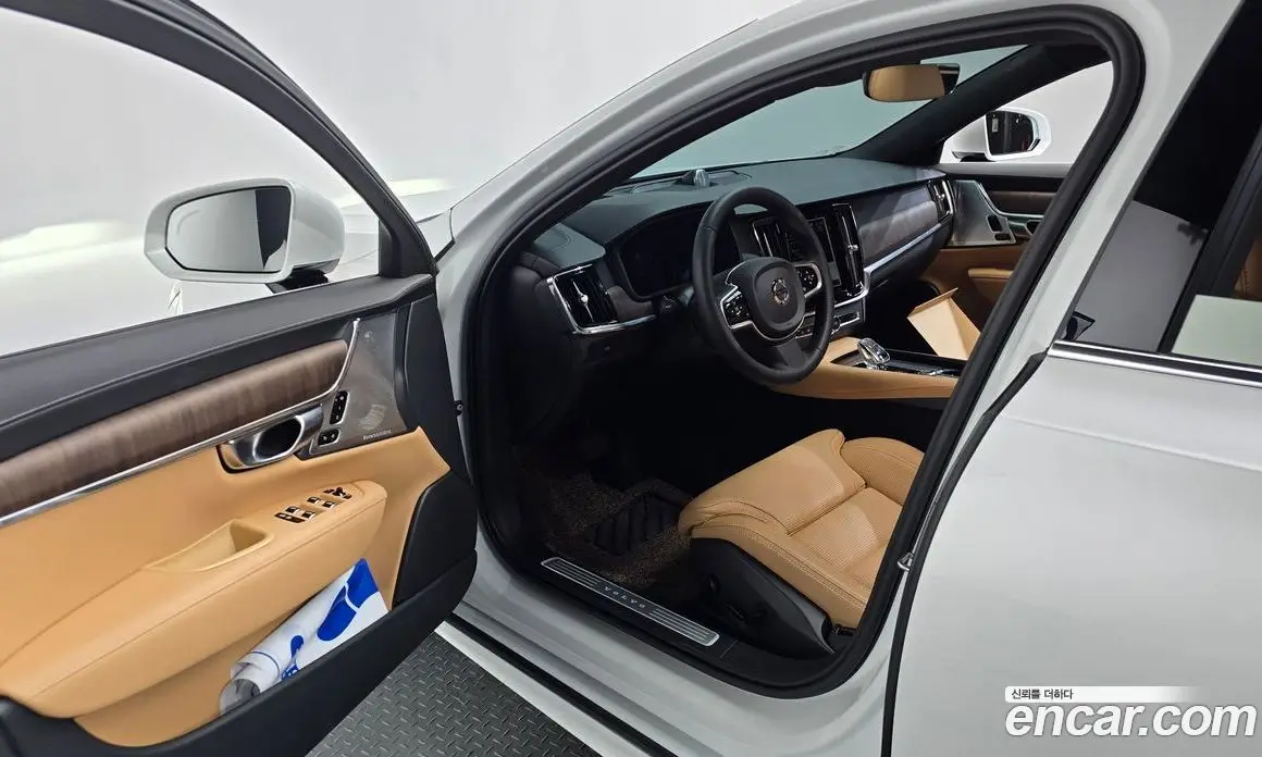 Volvo S90 2024 2.0 автомат (гидро), фото 13 Volvo S90 2024 2.0 автомат (гидро), фото 13