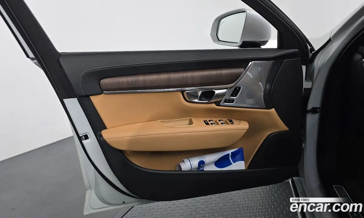 Volvo S90 2024 2.0 автомат (гидро), фото 14 Volvo S90 2024 2.0 автомат (гидро), фото 14