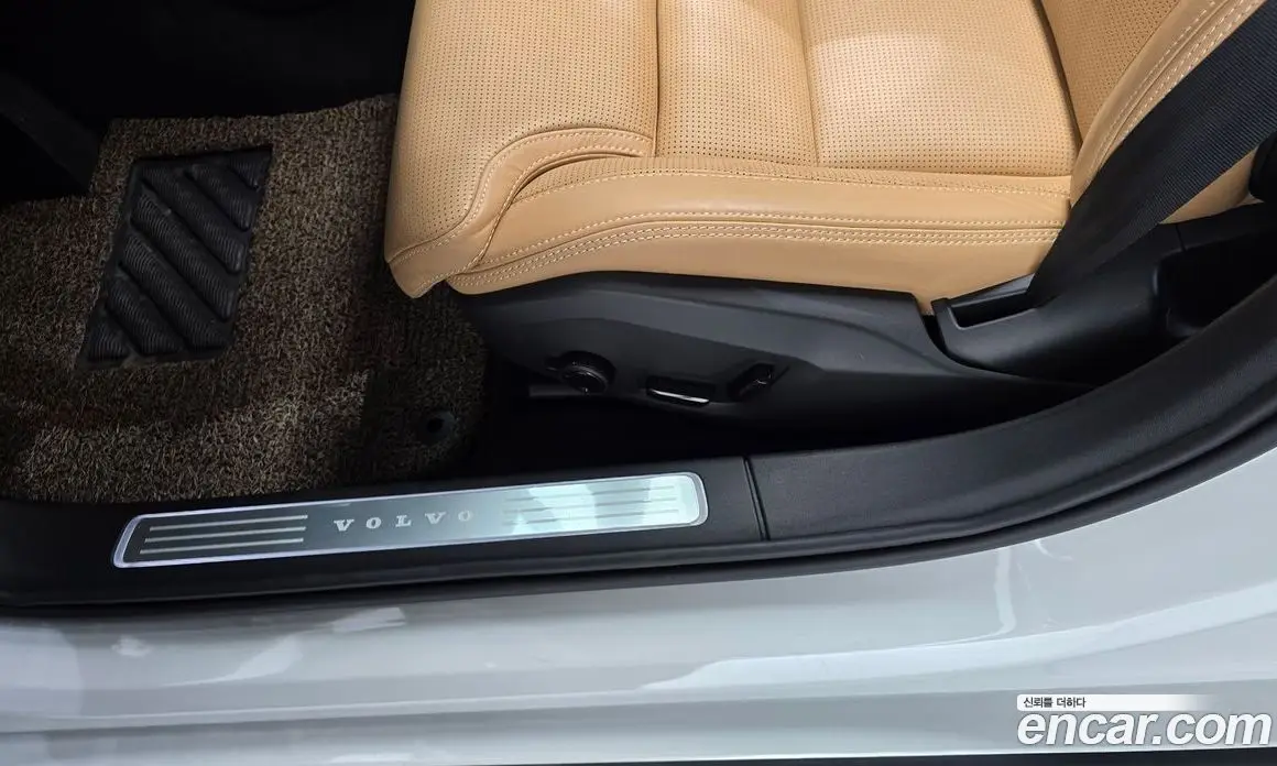 Volvo S90 2024 2.0 автомат (гидро), фото 28 Volvo S90 2024 2.0 автомат (гидро), фото 28