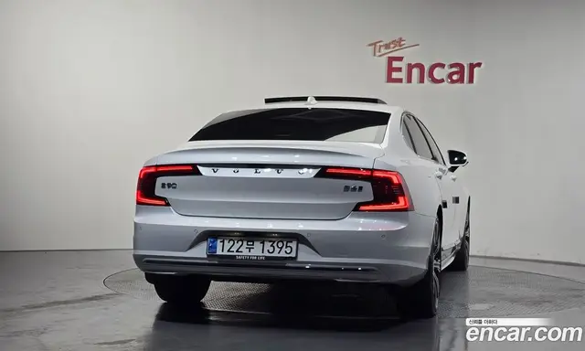Volvo S90 2024 2.0 автомат (гидро), миниатюра 4 Volvo S90 2024 2.0 автомат (гидро), миниатюра 4