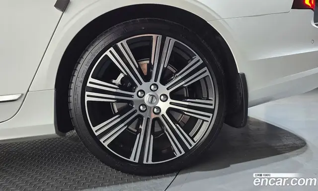 Volvo S90 2024 2.0 автомат (гидро), миниатюра 7 Volvo S90 2024 2.0 автомат (гидро), миниатюра 7