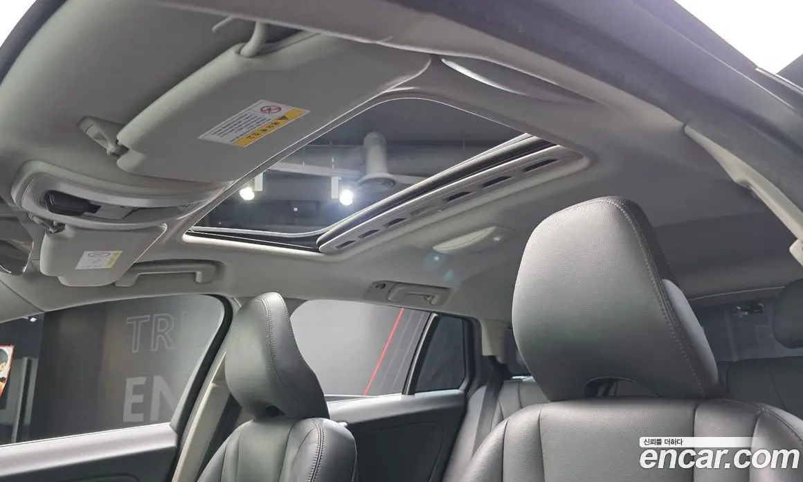 Volvo V60 2015 1.6 автомат (гидро), фото 15 Volvo V60 2015 1.6 автомат (гидро), фото 15