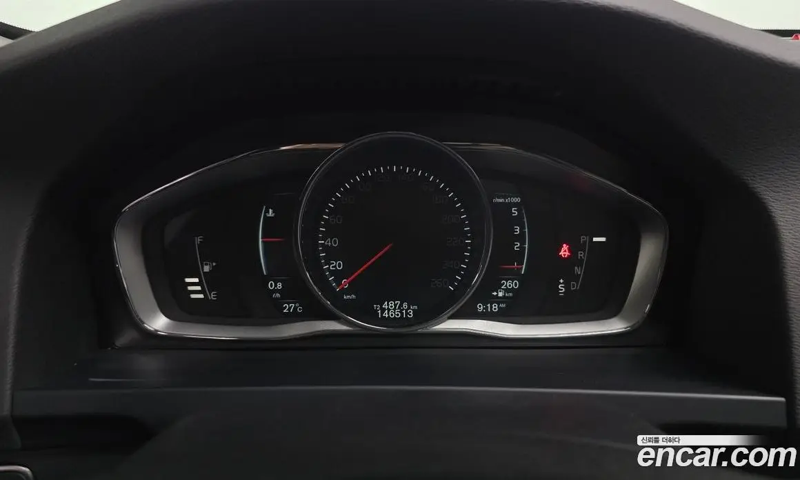 Volvo V60 2015 1.6 автомат (гидро), фото 8 Volvo V60 2015 1.6 автомат (гидро), фото 8