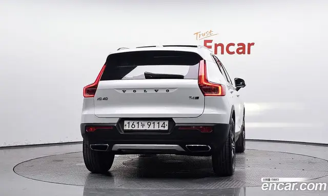 Volvo XC40 2020 2.0 автомат (гидро), миниатюра 3 Volvo XC40 2020 2.0 автомат (гидро), миниатюра 3