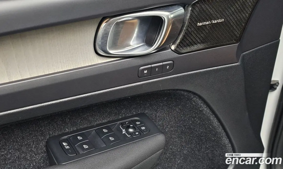 Volvo XC40 2020 2.0 автомат (гидро), фото 29 Volvo XC40 2020 2.0 автомат (гидро), фото 29