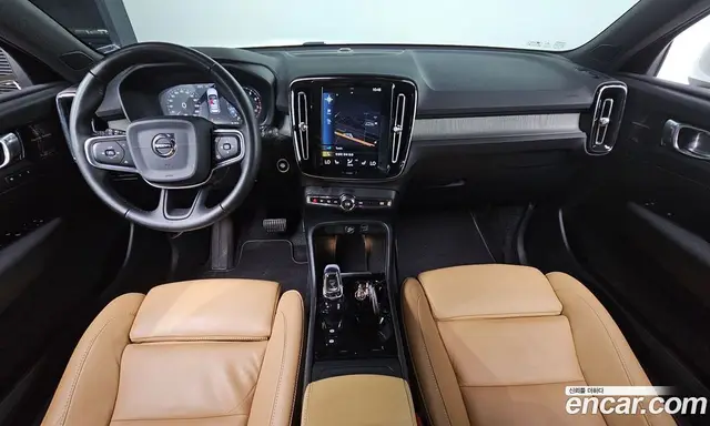 Volvo XC40 2020 2.0 автомат (гидро), миниатюра 9 Volvo XC40 2020 2.0 автомат (гидро), миниатюра 9