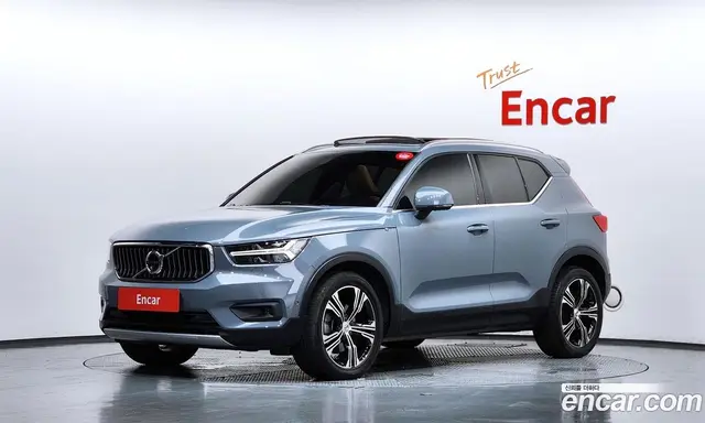 Volvo XC40 2021 2.0 автомат (гидро), миниатюра 1