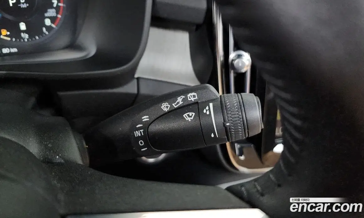 Volvo XC40 2021 2.0 автомат (гидро), фото 27