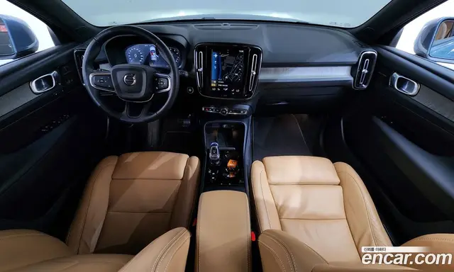 Volvo XC40 2021 2.0 автомат (гидро), миниатюра 10