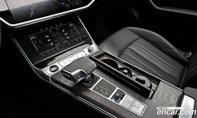 Audi A6 2023 2.0 автомат (гидро), миниатюра 9