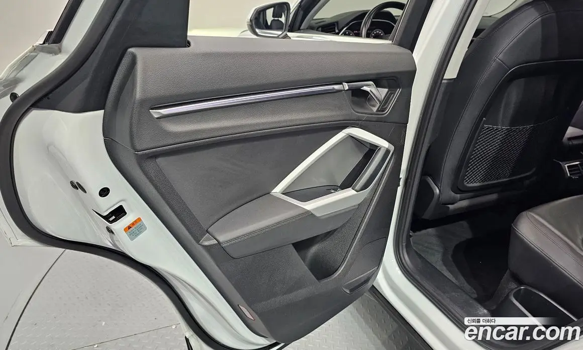 Audi Q3 2020 2.0 автомат (гидро), фото 15