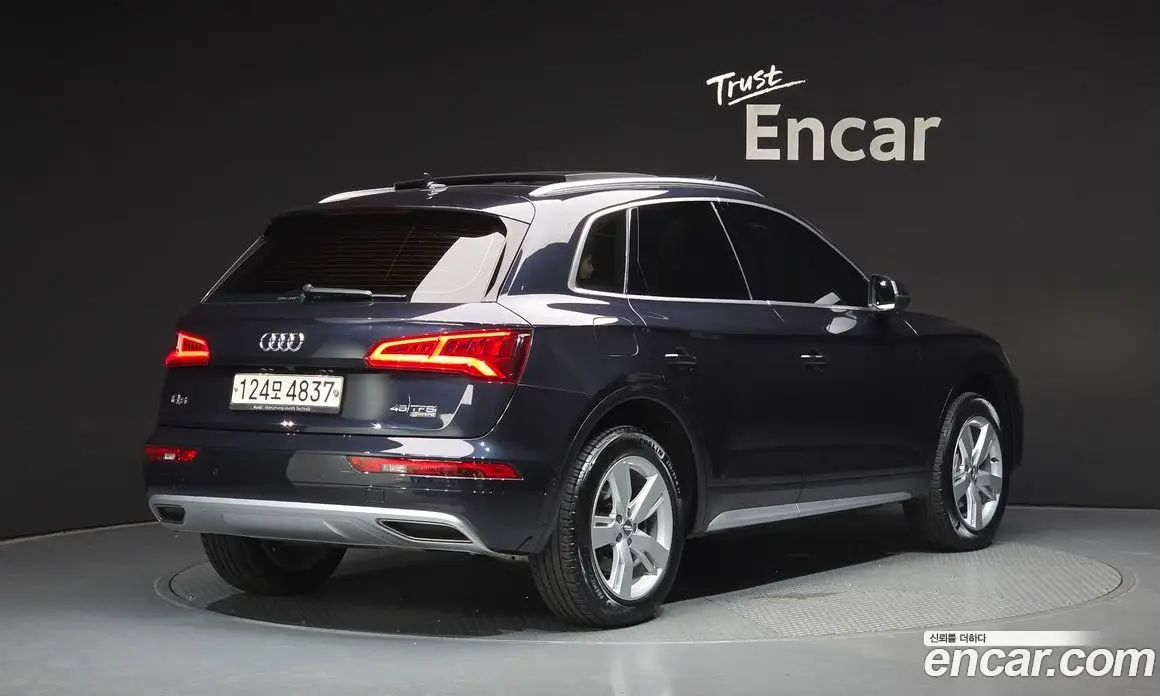 Audi Q5 2020 2.0 автомат (гидро), фото 2 Audi Q5 2020 2.0 автомат (гидро), фото 2