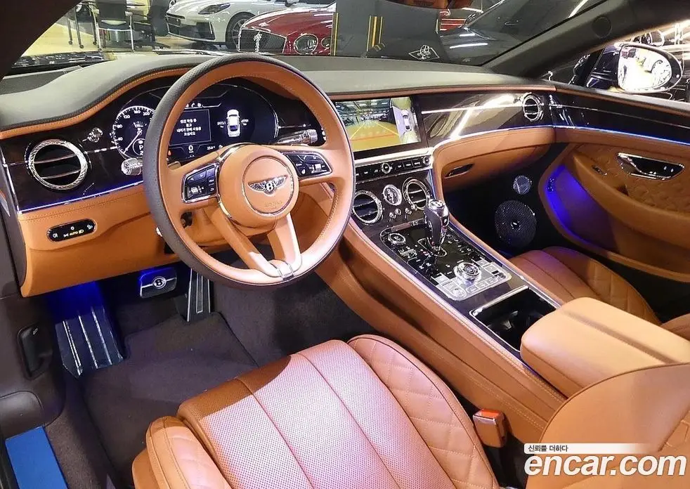 Bentley Continental 2022 4.0 автомат (гидро), фото 12 Bentley Continental 2022 4.0 автомат (гидро), фото 12