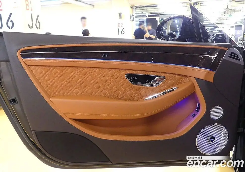 Bentley Continental 2022 4.0 автомат (гидро), фото 13 Bentley Continental 2022 4.0 автомат (гидро), фото 13