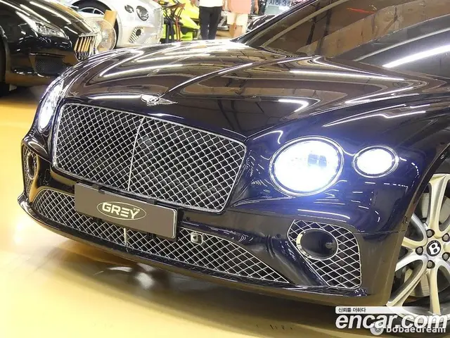 Bentley Continental 2022 4.0 автомат (гидро), миниатюра 4 Bentley Continental 2022 4.0 автомат (гидро), миниатюра 4