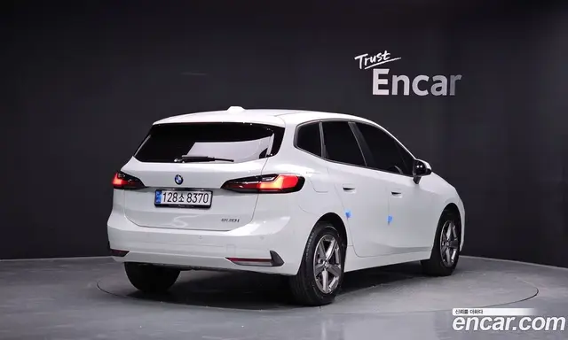 BMW 2 серия 2025 2.0 автомат (гидро), миниатюра 2