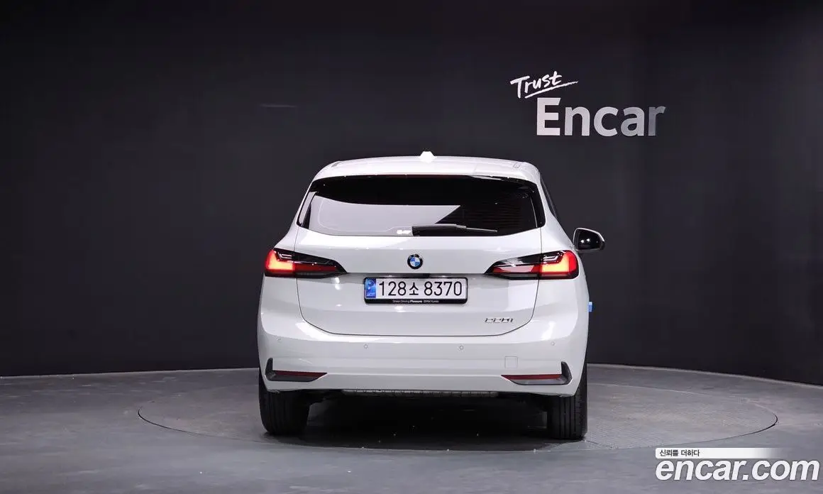 BMW 2 серия 2025 2.0 автомат (гидро), фото 4