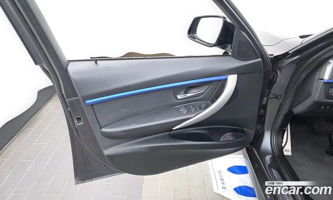 BMW 3 серия 2017 2.0 автомат (гидро), фото 14 BMW 3 серия 2017 2.0 автомат (гидро), фото 14