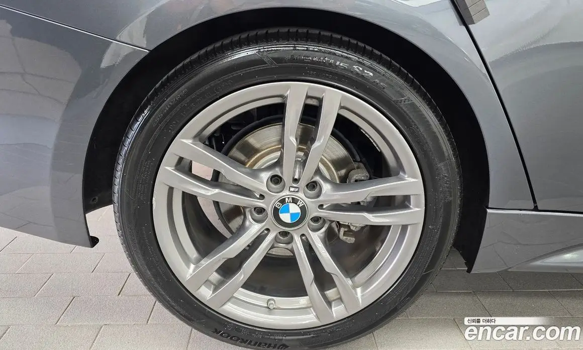 BMW 3 серия 2017 2.0 автомат (гидро), фото 5 BMW 3 серия 2017 2.0 автомат (гидро), фото 5