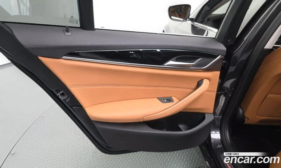 BMW 5 серия 2019 2.0 автомат (гидро), фото 15