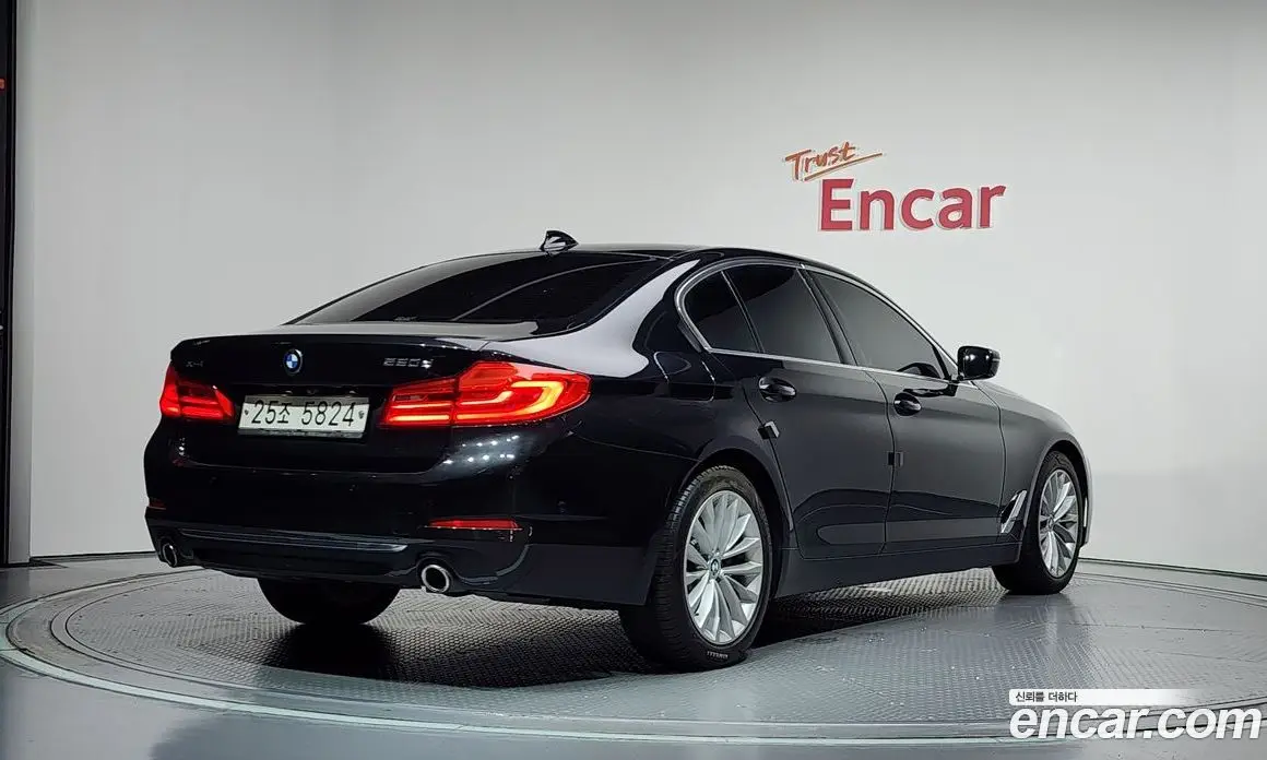 BMW 5 серия 2019 2.0 автомат (гидро), фото 2 BMW 5 серия 2019 2.0 автомат (гидро), фото 2