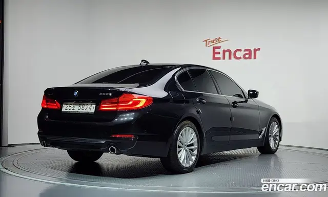 BMW 5 серия 2019 2.0 автомат (гидро), миниатюра 2 BMW 5 серия 2019 2.0 автомат (гидро), миниатюра 2