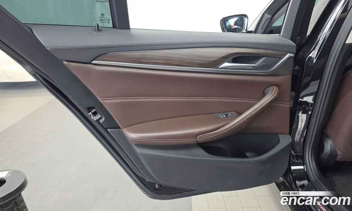 BMW 5 серия 2019 2.0 автомат (гидро), фото 15 BMW 5 серия 2019 2.0 автомат (гидро), фото 15