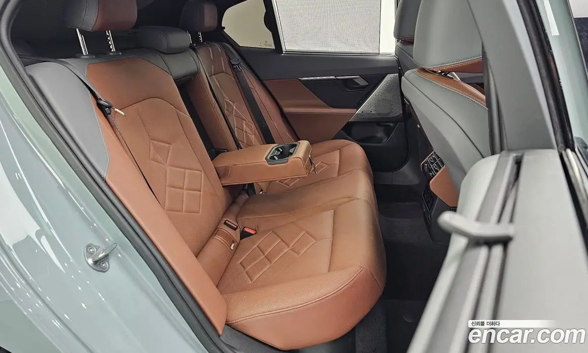 BMW 5 серия 2024 2.0 автомат (гидро), фото 17 BMW 5 серия 2024 2.0 автомат (гидро), фото 17