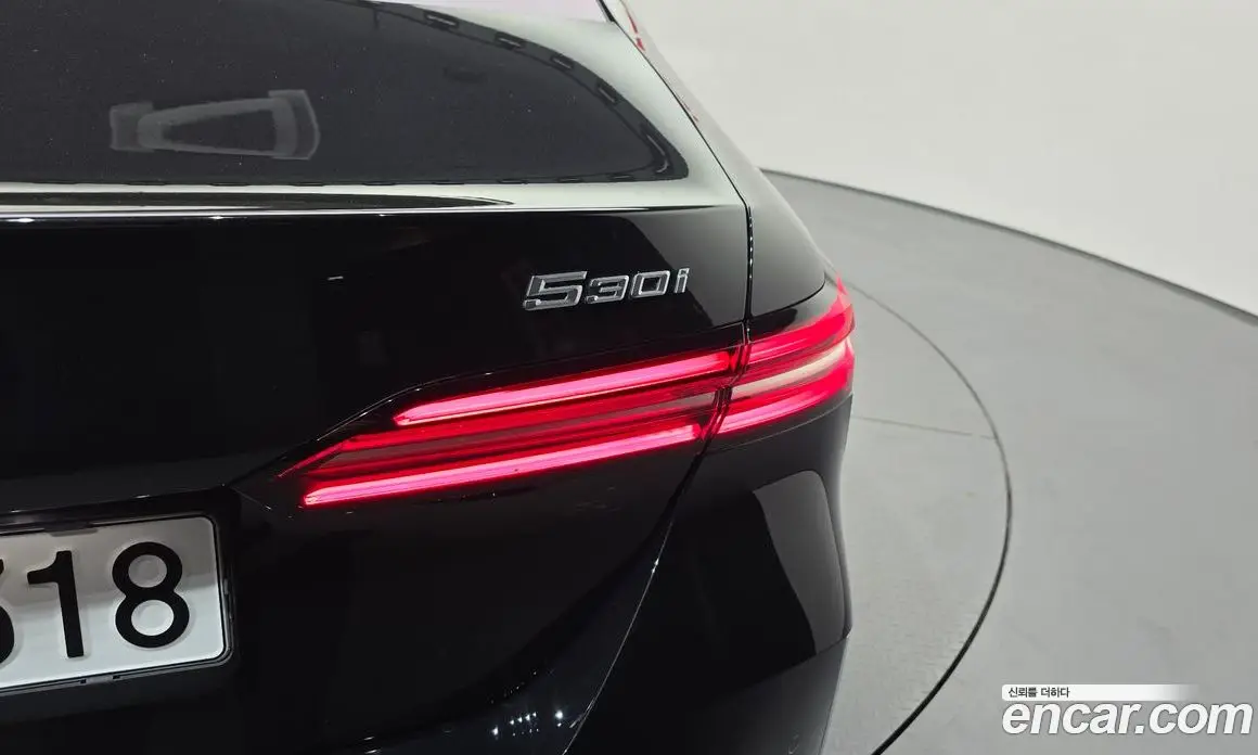 BMW 5 серия 2024 2.0 автомат (гидро), фото 9