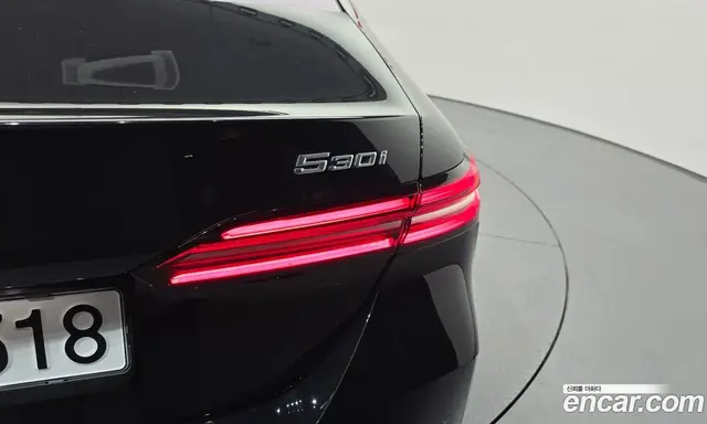 BMW 5 серия 2024 2.0 автомат (гидро), миниатюра 9
