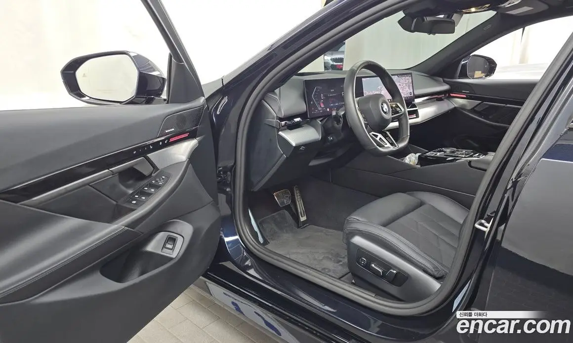 BMW 5 серия 2024 2.0 автомат (гидро), фото 13 BMW 5 серия 2024 2.0 автомат (гидро), фото 13
