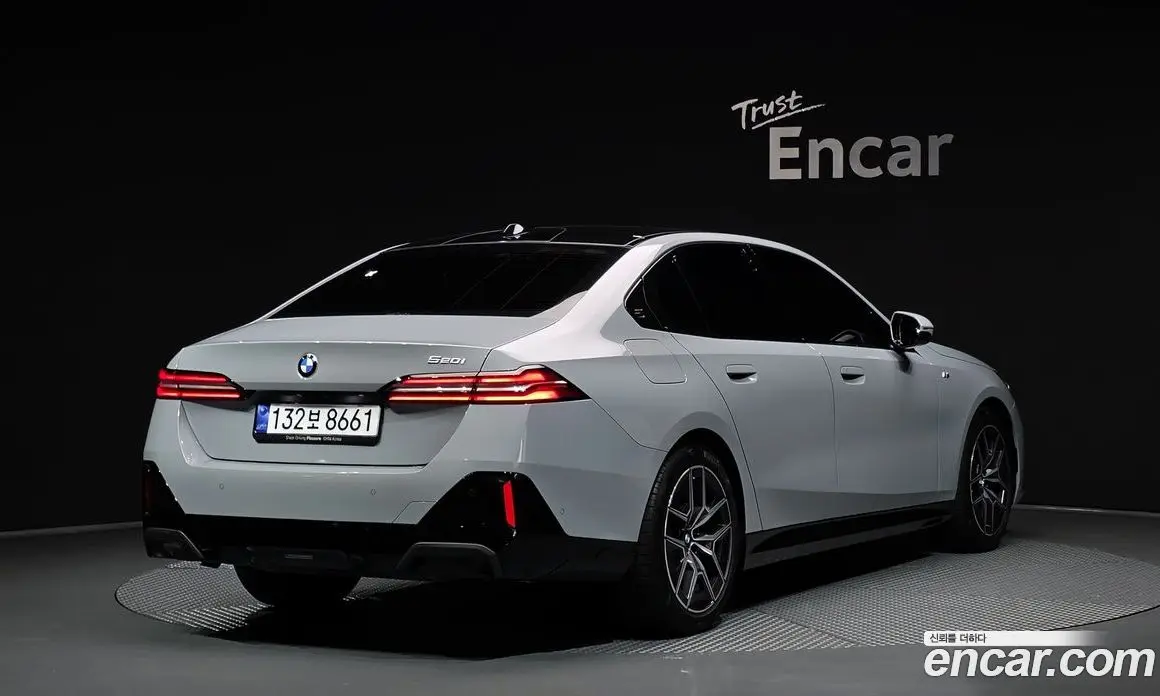 BMW 5 серия 2025 2.0 автомат (гидро), фото 2 BMW 5 серия 2025 2.0 автомат (гидро), фото 2