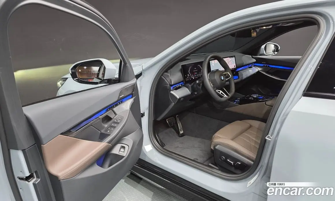 BMW 5 серия 2025 2.0 автомат (гидро), фото 13 BMW 5 серия 2025 2.0 автомат (гидро), фото 13