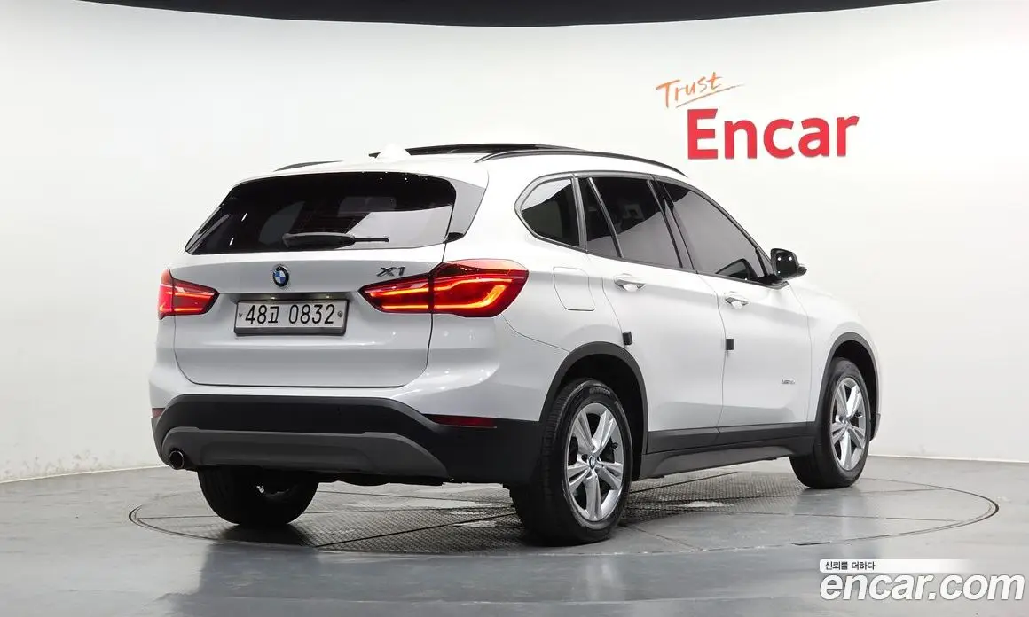 BMW X1 2016 2.0 автомат (гидро), фото 2 BMW X1 2016 2.0 автомат (гидро), фото 2