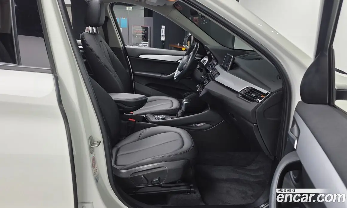 BMW X1 2016 2.0 автомат (гидро), фото 11 BMW X1 2016 2.0 автомат (гидро), фото 11