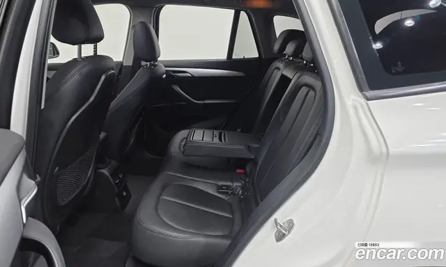 BMW X1 2016 2.0 автомат (гидро), миниатюра 12