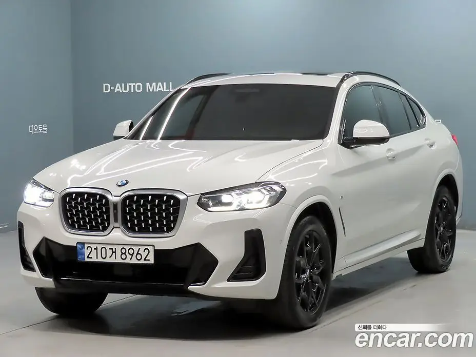 BMW X4 2023 2.0 автомат (гидро), фото 1