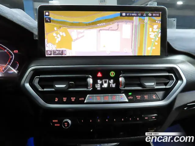 BMW X4 2023 2.0 автомат (гидро), миниатюра 11