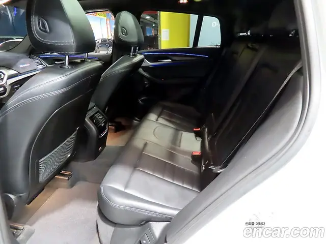 BMW X4 2023 2.0 автомат (гидро), миниатюра 7